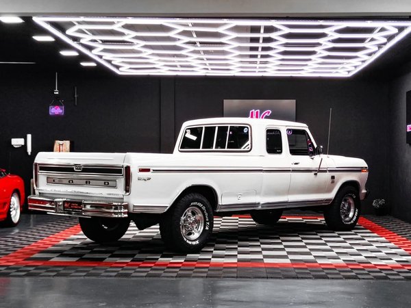Foto 4 - Ford F100 4.5 V8 Gasolina C.S