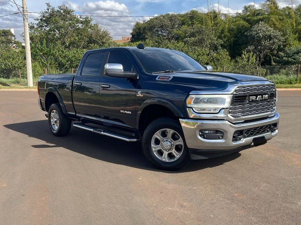 Foto 1 - RAM 2500 Laramie 6.7 Turbo Diesel 4x4