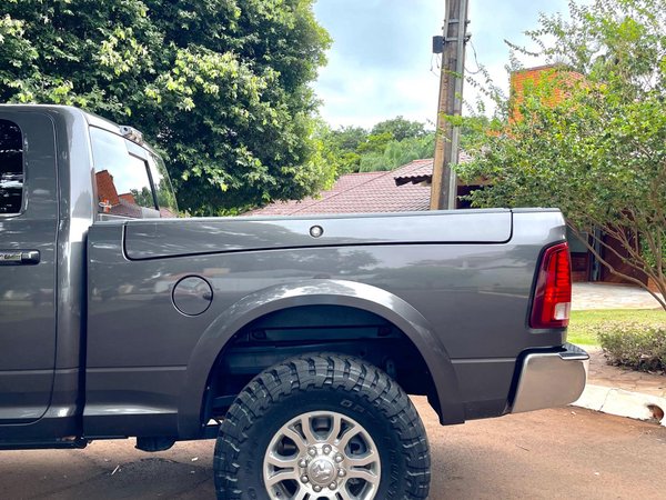 Foto 10 - RAM 2500 Laramie 6.7 Turbo Diesel 4x4