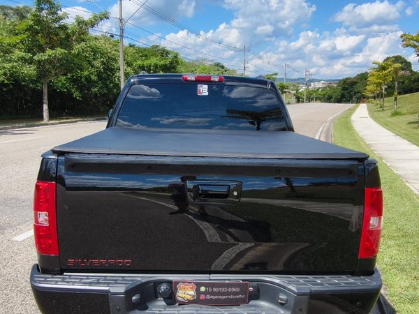 Foto 5 - Chevrolet Silverado 1500 High Country 5.3 V8 Gasolina 4x4