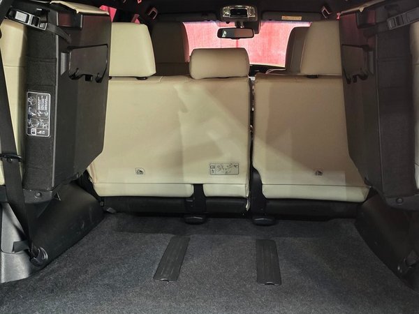 Foto 10 - Toyota Hilux SW4 SRX Diamond 2.8 Turbo Diesel 4x4