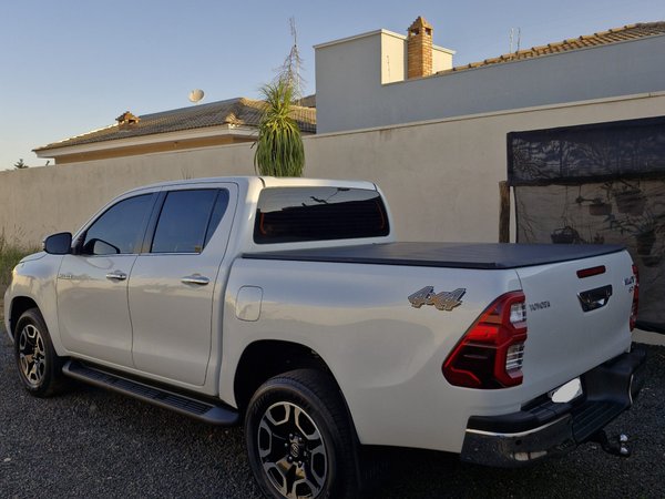 Foto 4 - Toyota Hilux SRX 2.8 Turbo Diesel 4x4