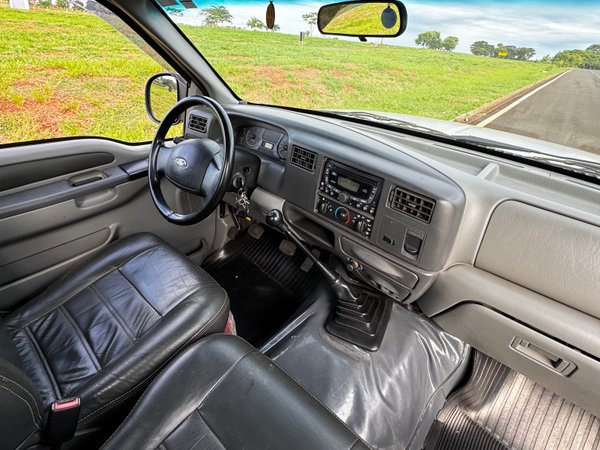 Foto 7 - Ford F250 XLT 3.9 Turbo Diesel 4x2 C.S