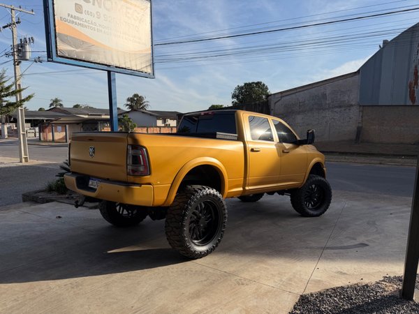 Foto 4 - RAM 2500 Laramie 6.7 Turbo Diesel 4x4