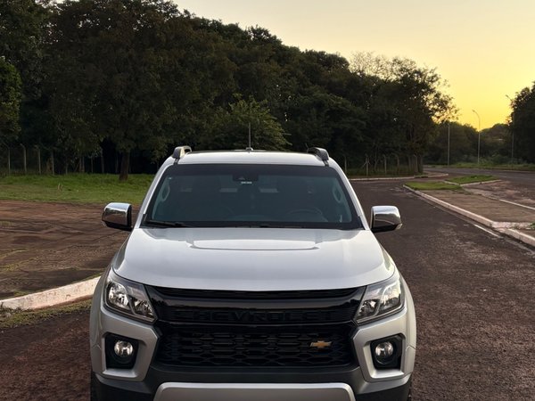 Foto 2 - Chevrolet S10 High Country 2.8 Turbo Diesel 4x4