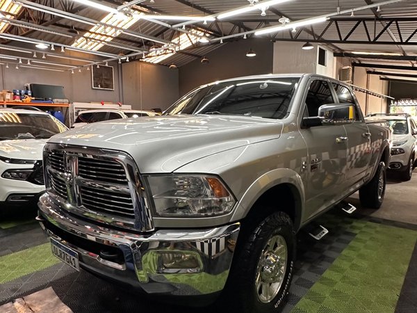 Foto 9 - RAM 2500 Laramie 6.7 Turbo Diesel 4x4