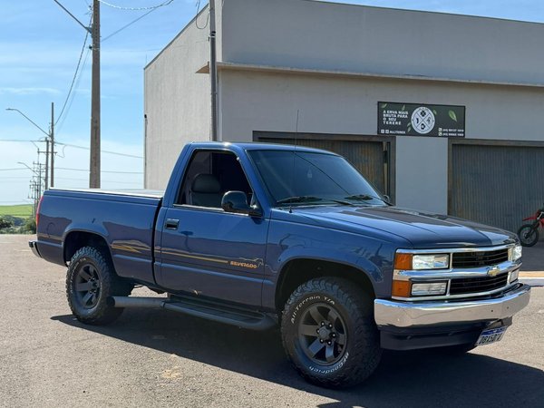 Foto 1 - Chevrolet Silverado Conquest HD 4.2 Turbo Diesel 4x2