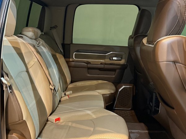 Foto 7 - RAM 2500 Laramie 6.7 Turbo Diesel 4x4