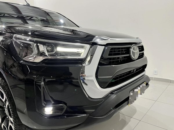 Foto 7 - Toyota Hilux SRX 2.8 Turbo Diesel 4x4