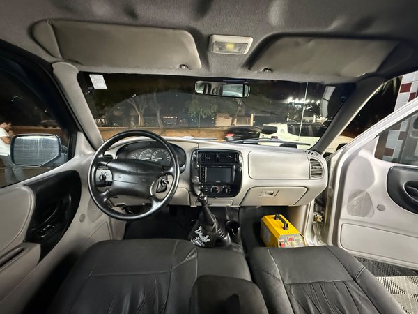 Foto 4 - Ford Ranger XL 2.5 Gasolina 4x2
