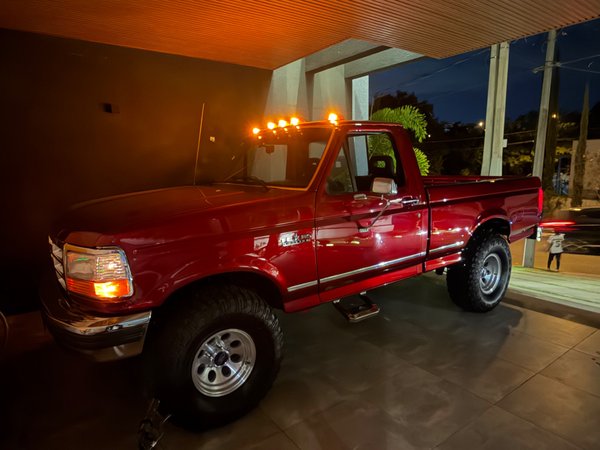Foto 4 - Ford F1000 XL 2.5 Turbo Diesel 4x2 C.S