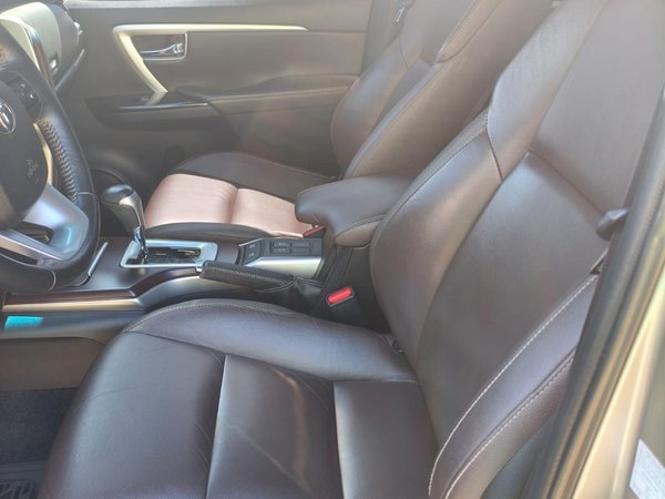 Foto 5 - Toyota Hilux SW4 SRX 2.8 Turbo Diesel 4x4