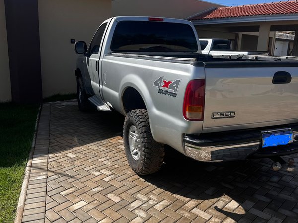 Foto 4 - Ford F250 XLT 3.9 Turbo Diesel 4x4 C.S