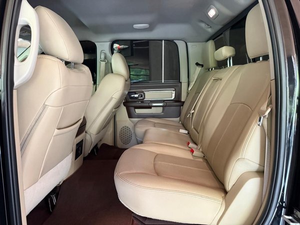 Foto 8 - RAM 2500 Laramie 6.7 Turbo Diesel 4x4