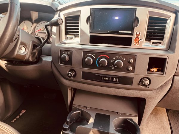 Foto 7 - RAM 2500 SLT 5.9 Turbo Diesel 4x4