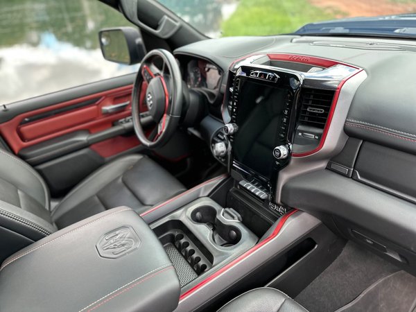 Foto 8 - RAM 1500 Rebel 5.7 V8 Gasolina 4x4