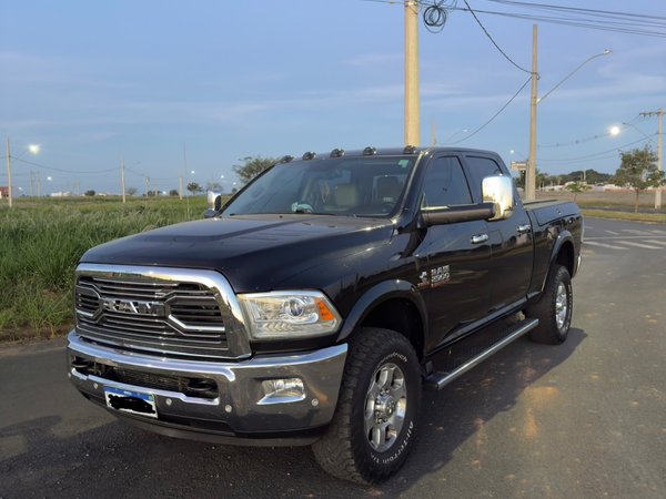 Foto 3 - RAM 2500 Laramie 6.7 Turbo Diesel 4x4