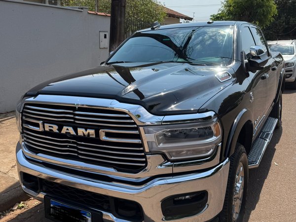 Foto 2 - RAM 2500 Laramie 6.7 Turbo Diesel 4x4
