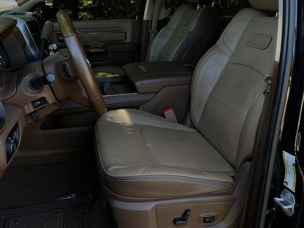 Foto 3 - RAM 3500 Yellowstone Edition 6.7 Turbo Diesel 4x4