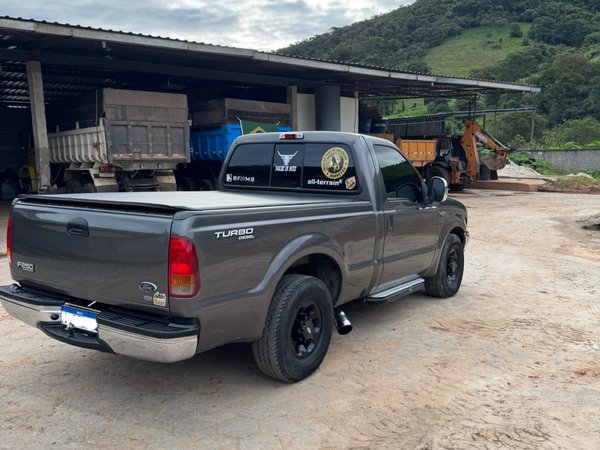 Foto 5 - Ford F250 XLT 4.2 Turbo Diesel 4x2 C.S