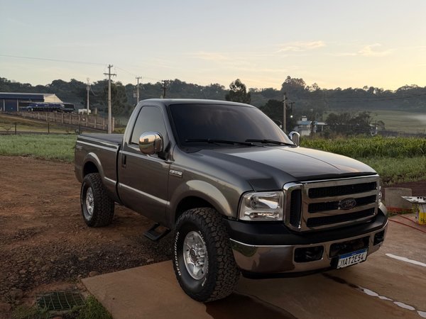 Foto 3 - Ford F250 XL 4.2 Turbo Diesel 4x2 C.S