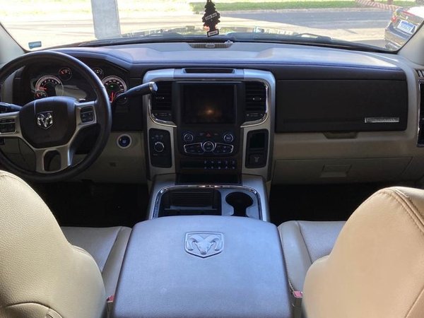 Foto 4 - RAM 2500 Laramie 6.7 Turbo Diesel 4x4