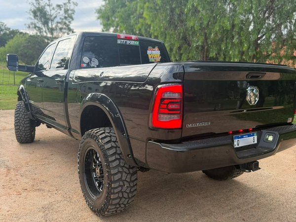Foto 3 - RAM 2500 Laramie 6.7 Turbo Diesel 4x4