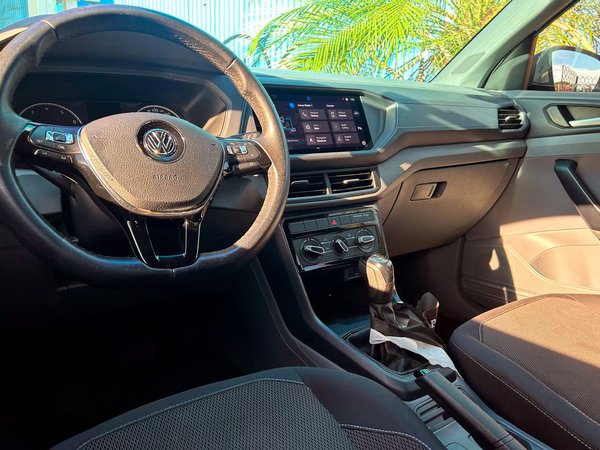 Foto 5 - Volkswagen T-Cross 1.0 12v TSi