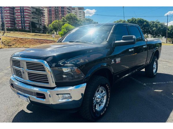 Foto 2 - RAM 2500 Laramie 6.7 Turbo Diesel 4x4