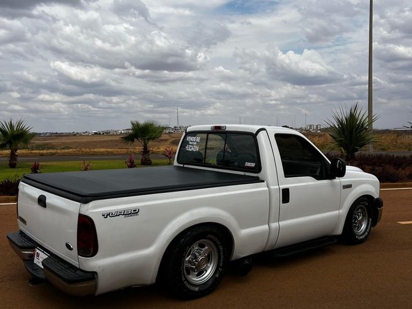 Foto 3 - Ford F250 XLT 4.2 Turbo Diesel 4x2 C.S