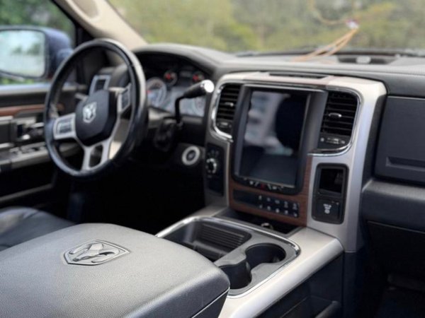 Foto 7 - RAM 2500 Laramie 6.7 Turbo Diesel 4x4