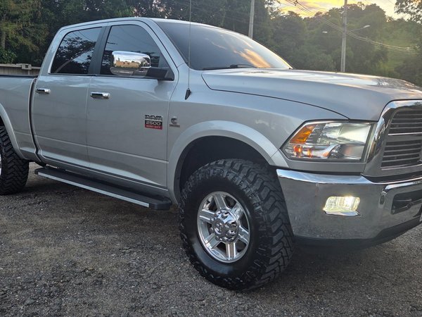 Foto 3 - RAM 2500 Laramie 6.7 Turbo Diesel 4x4