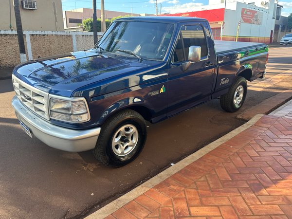 Foto 1 - Ford F1000 XL 4.3 Turbo Diesel 4x2 C.S