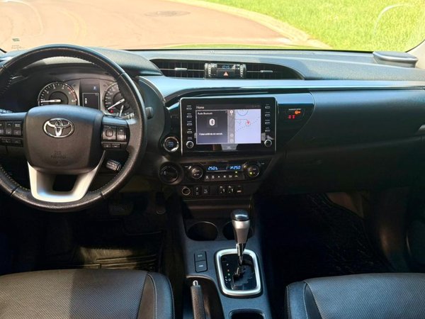 Foto 6 - Toyota Hilux SRX 2.8 Turbo Diesel 4x4
