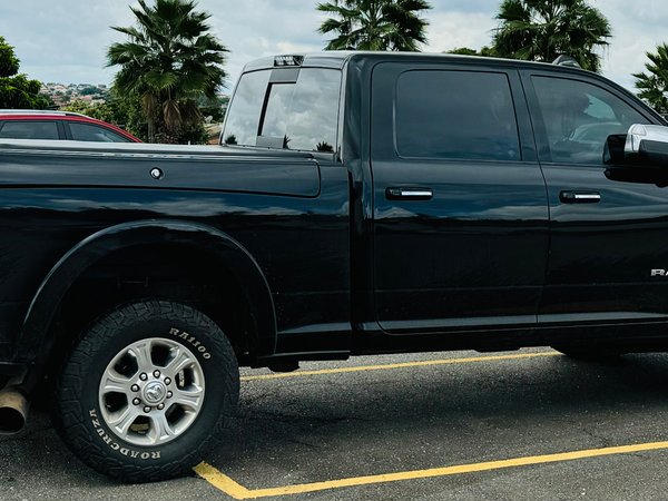 Foto 10 - RAM 2500 Laramie 6.7 Turbo Diesel 4x4