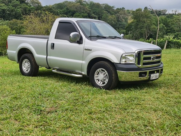 Foto 2 - Ford F250 XLT 3.9 Turbo Diesel 4x2 C.S