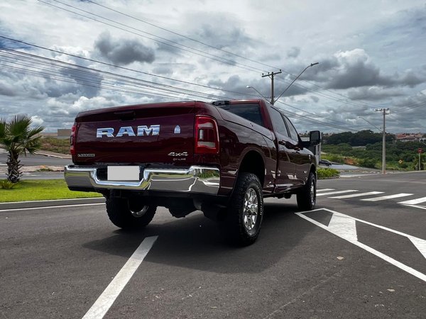 Foto 4 - RAM 2500 Laramie 6.7 Turbo Diesel 4x4