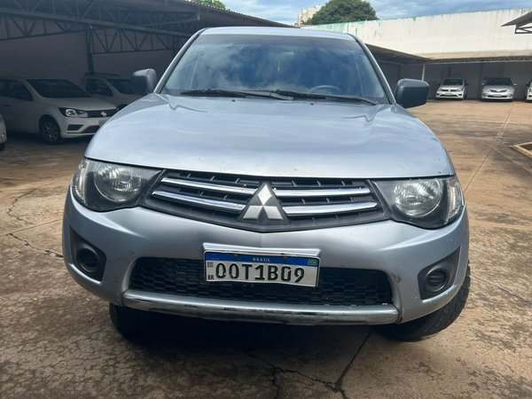 Foto 2 - Mitsubishi L200 Triton GLX 3.2 Turbo Diesel 4x4
