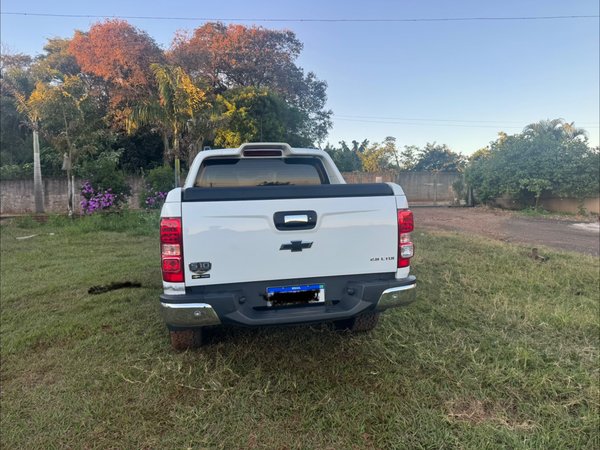 Foto 3 - Chevrolet S10 High Country 2.8 Turbo Diesel 4x4