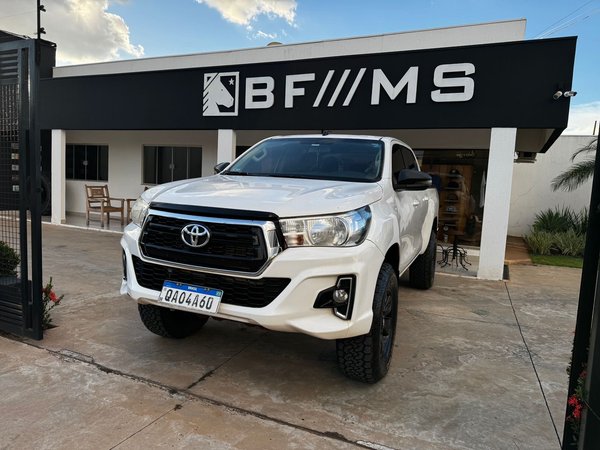 Foto 7 - Toyota Hilux SR 2.8 Turbo Diesel 4x4