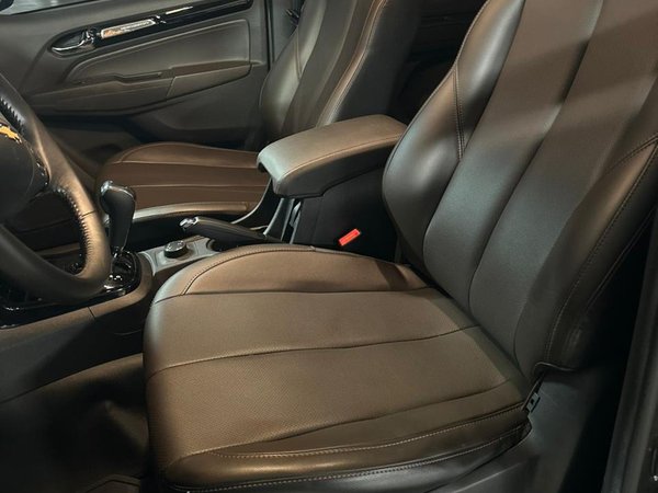 Foto 6 - Chevrolet S10 High Country 2.8 Turbo Diesel 4x4