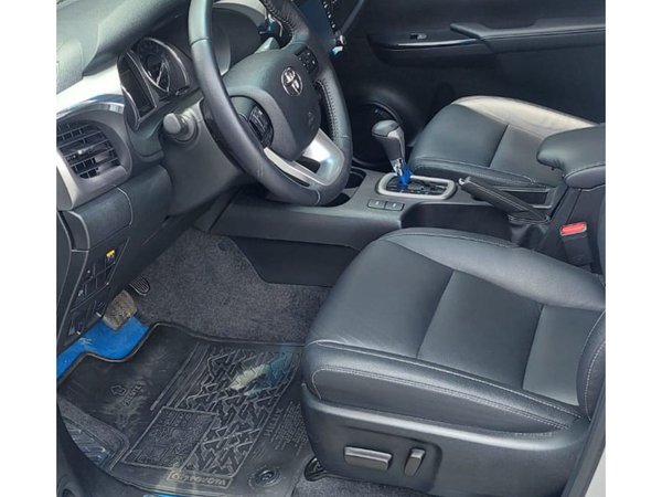 Foto 5 - Toyota Hilux SRV 2.8 Turbo Diesel 4x4