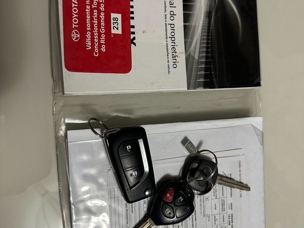 Foto 8 - Toyota Hilux SRV 3.0 Turbo Diesel 4x4