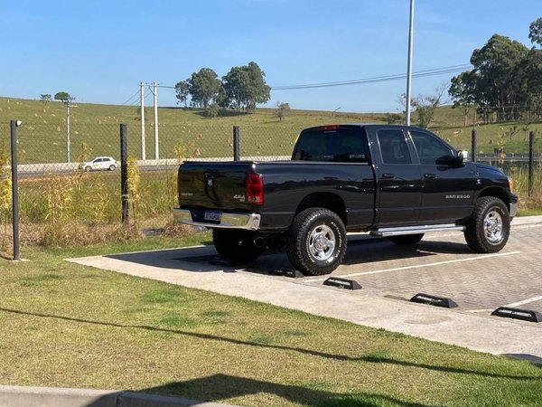 Foto 5 - RAM 2500 SLT 5.9 Turbo Diesel 4x4