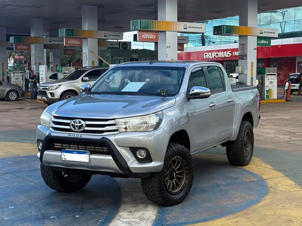 Foto 2 - Toyota Hilux SRV 2.8 Turbo Diesel 4x4