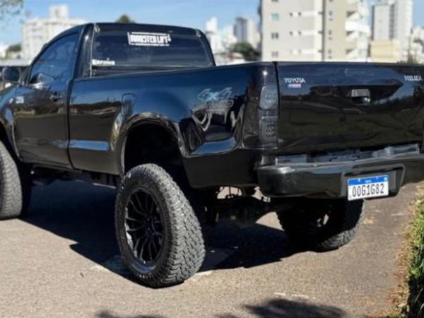 Foto 7 - Toyota Hilux DX 3.0 Diesel 4x4