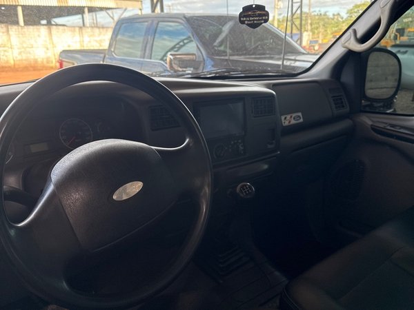 Foto 7 - Ford F250 XLT 3.9 Turbo Diesel 4x2 C.S