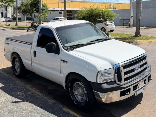 Foto 2 - Ford F250 XLT 4.2 Turbo Diesel 4x2 C.S