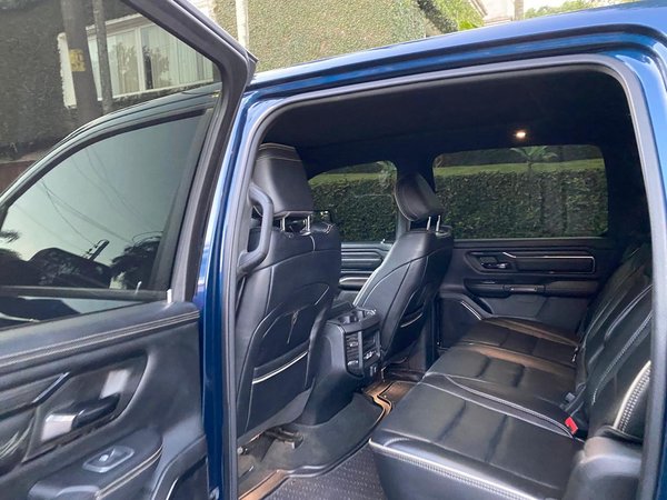 Foto 8 - RAM 1500 Limited Night Edition 5.7 V8 Gasolina 4x4