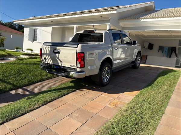 Foto 4 - Chevrolet S10 High Country 2.8 Turbo Diesel 4x4